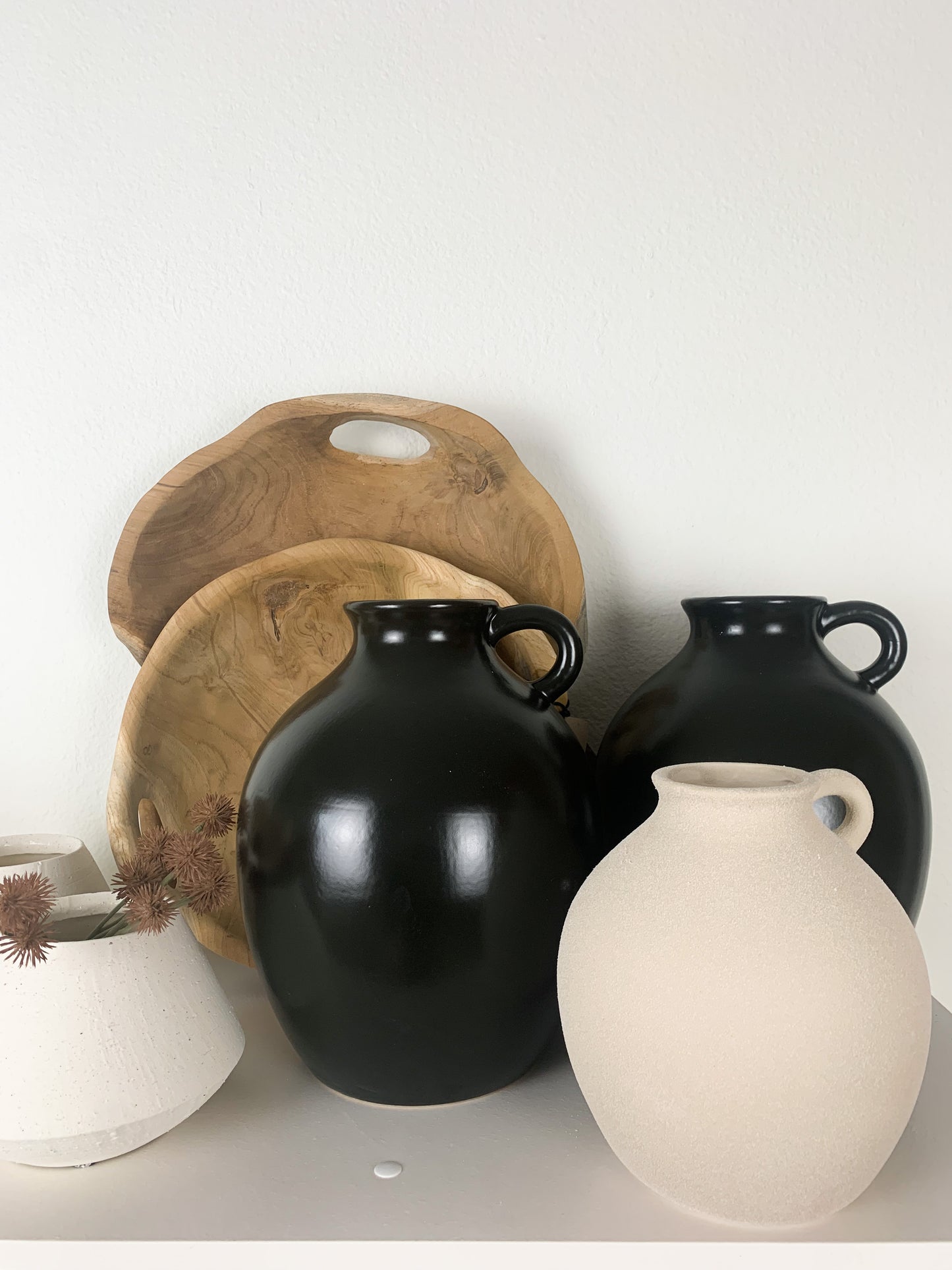 Black Kettle Vase